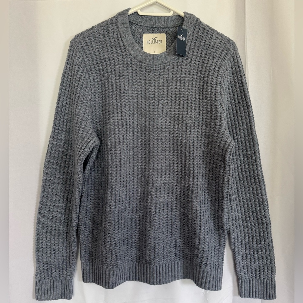 Hollister Men's Waffle Knit Gray Crewneck Sweater